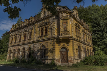 Fototapeta premium Old house in Becov nad Teplou near station