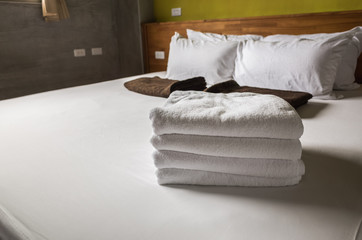 Fototapeta na wymiar towels on the bed