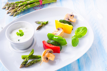 vegetable shashlik vegetarian with yogurt garlic sauce.