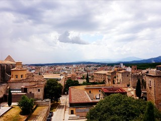 Obraz premium Panorama of the ancient Spanish city of Girona, opening from the walls of the fortress