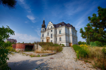 Fototapeta premium Palace in the village Biskupice Podgorne in summer