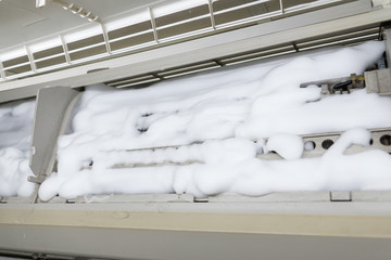 Using air conditioner foaming coil cleaner