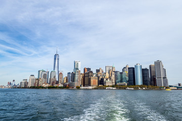 Fototapeta na wymiar NYC financial district from a ferry