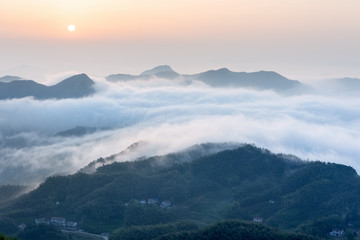 Obraz premium the sea of clouds in sunrise