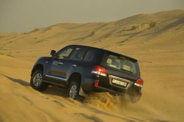Fototapeta na wymiar Desert Safari on jeep, Dune bashing in Dubai