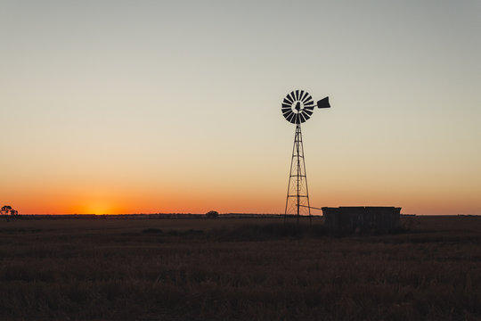 Outback sunset