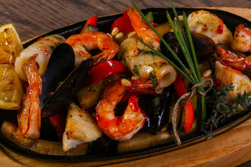 Seafood pan mix