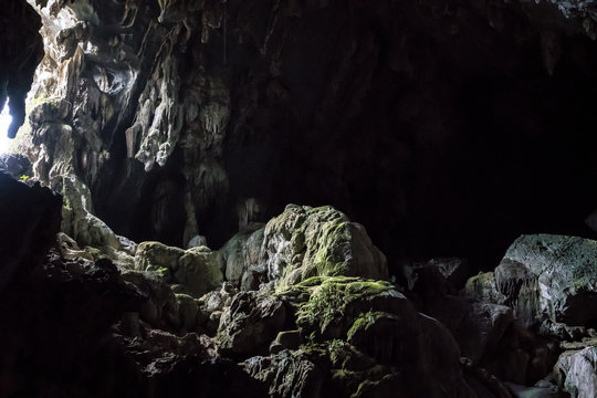 Laos - Vang Vieng - Tham Poukham H&ouml;hle