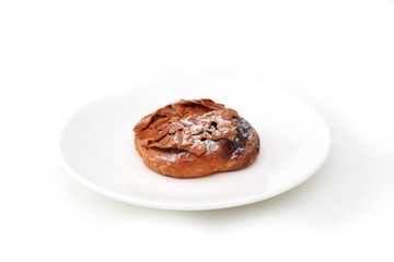 フロランタン アーモンド ナッツのパイ タルト ケーキ お菓子 白背景