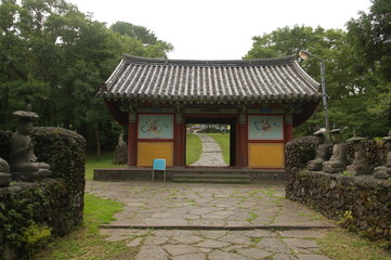 Fototapeta premium Gwaneumsa Buddhist Temple
