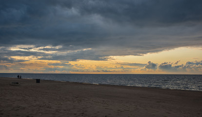 Abendstimmung am Strand von Jurmala, Lettland, Ostsee