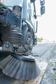lorry cleaning streets