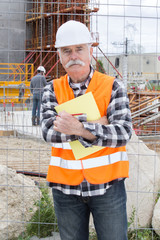 Obraz na płótnie Canvas construction on the construction site posing