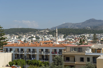Fototapeta na wymiar Sicht auf Rethymon (von Fortezza), Kreta, Griechenland
