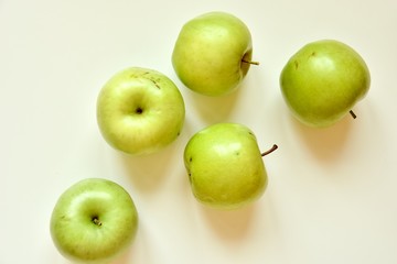 apples green