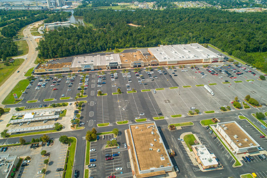 Aerial photo of shops at Prien Lake Plaza