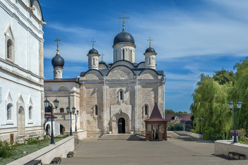 Fototapeta na wymiar Vladychny Monastery, Serpukhov, Russia