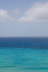 Fototapeta na wymiar ocean landscape. blue ocean and sky