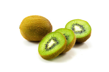 Fototapeta premium Fresh kiwi slice isolated on white background