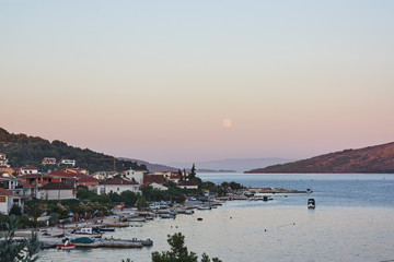 Fototapeta na wymiar small sea village in the evening