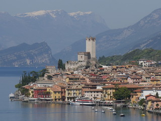 Malcesine - panorama dal lungolago sud