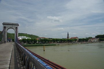Fototapeta premium pont de tournon sur Rhône 