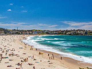 Fototapeta na wymiar Coogee Beach on a Summer Day in Australia