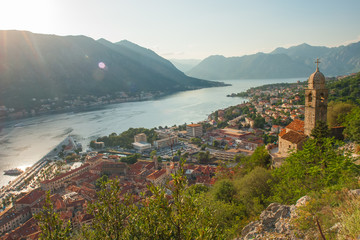 Fototapeta na wymiar Kotor w Czarnogórze
