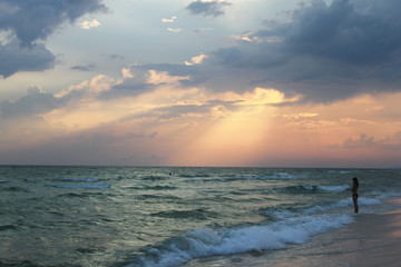 Magnifique coucher de soleil sur la plage de Destin en Floride