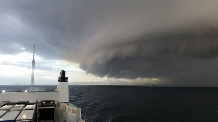 Maroko i chmury burzowe © Artur