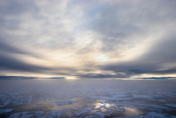Fototapeta na wymiar Ice edge at 82 41.01 degrees North from Svalbard at golden hr.