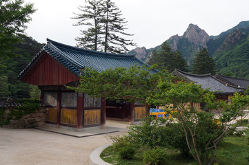 Shinheungsa Buddhist Temple