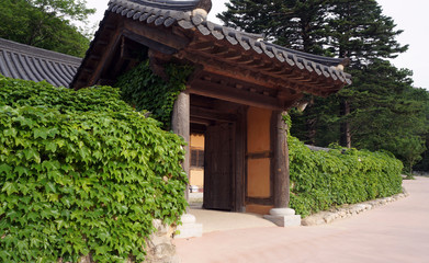 Shinheungsa Buddhist Temple
