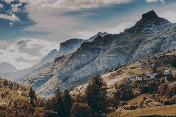 Fototapeta premium Beautiful autumn colours in mountains and woodlands