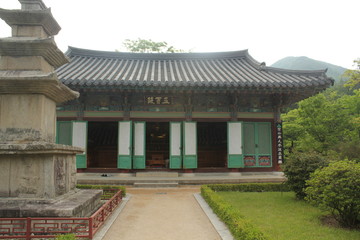 Fototapeta premium Unmunsa Buddhist Temple