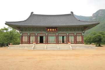 Fototapeta premium Unmunsa Buddhist Temple