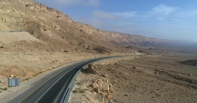 isr bikers bottom of maktesh1
