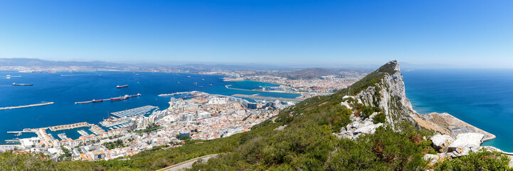 Gibraltar Panorama Affenfelsen Felsen Fels The Rock Hafen Meer Mittelmeer Übersicht Stadt © Markus Mainka