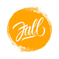 Obraz premium Fall hand drawn lettering text design on circle brush stroke background. Autumn season vector illustration.