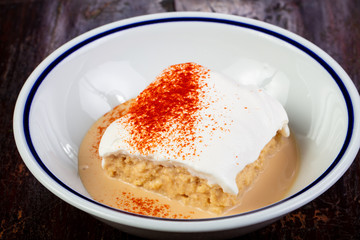 Sweet milk cake
