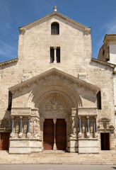 Fototapeta premium West facade of the Saint Trophime Cathedral in Arles, France. Bouches-du-Rhone, France