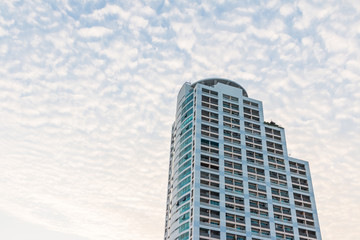 Fototapeta premium modern and stylish Condo High rise