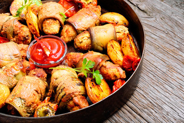 Eggplant rolls with meat