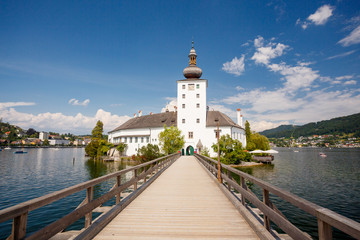 Fototapeta na wymiar Ort castle, Austria