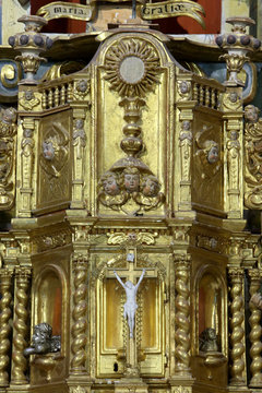 Tabernacle. J&eacute;sus-Christ sur la croix. Eglise Notre-Dame de la Gorge. Les Contamines-Montjoie. / Tabernacle. Jesus Christ on the cross Church of Our Lady of the Gorge. Contamines-Montjoie.