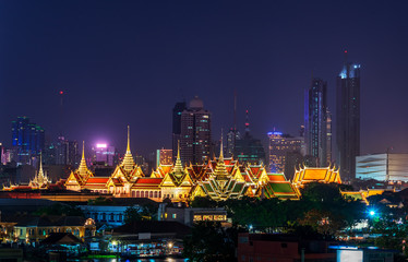 scenic of grand palace of bangkok in thailand night cityscape - obrazy, fototapety, plakaty