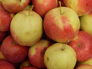 Fresh apples close-up