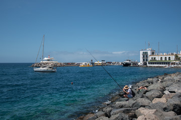 Fototapeta na wymiar Am Hafen in -klein Venedig- Puerto de Mogan Gran Canaria
