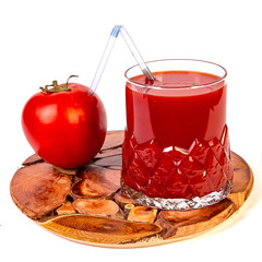fresh Mature tomato and delicious tomato juice for healthy eating