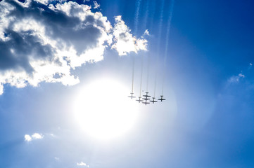 acrobacias em dire&ccedil;&atilde;o ao sol